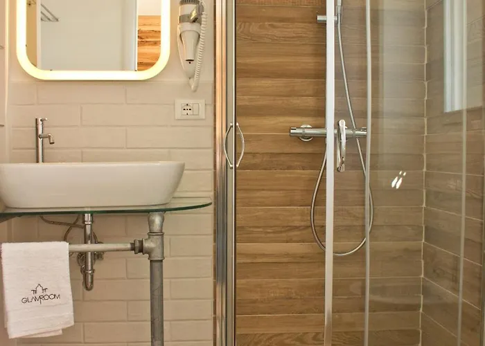 Glamroom Luxury Terrace בית הארחה
