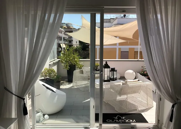 Glamroom Luxury Terrace Affittacamere 4*